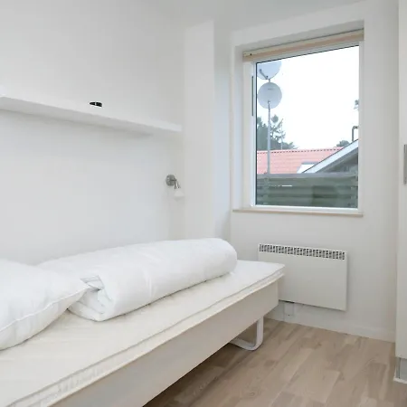 Prázdninový dům Two-bedroom Holiday In Vaeggerlose 13 Bøtø By